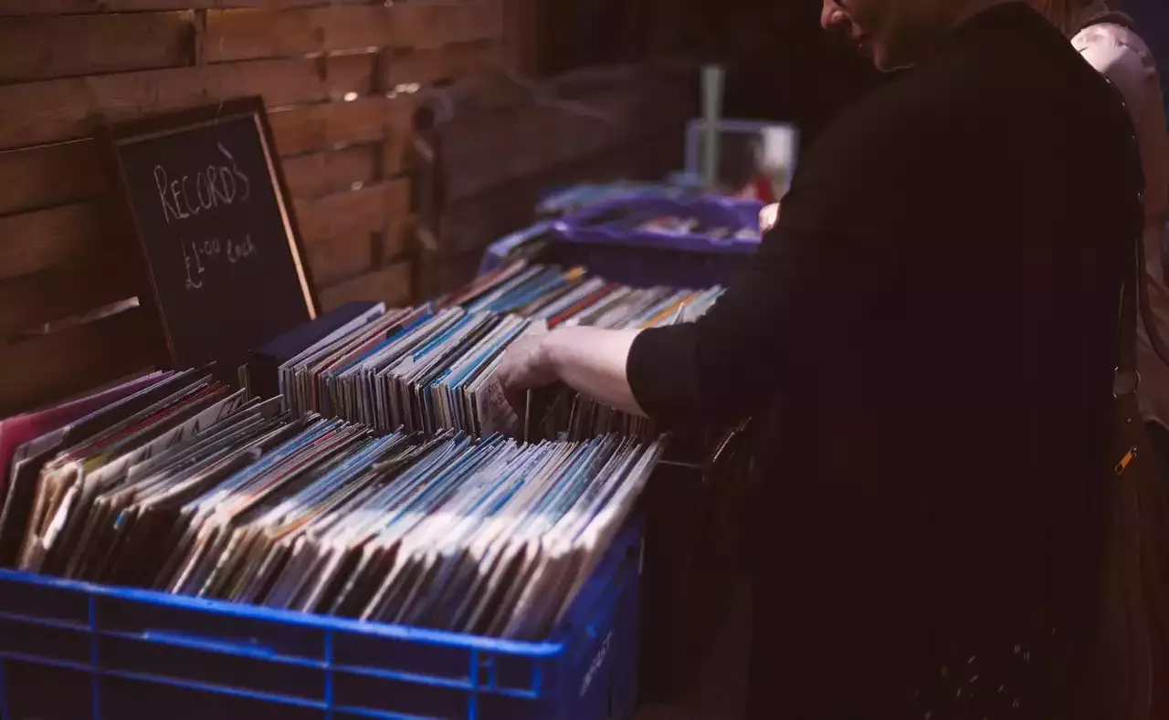 Electronic Music Records Exploring