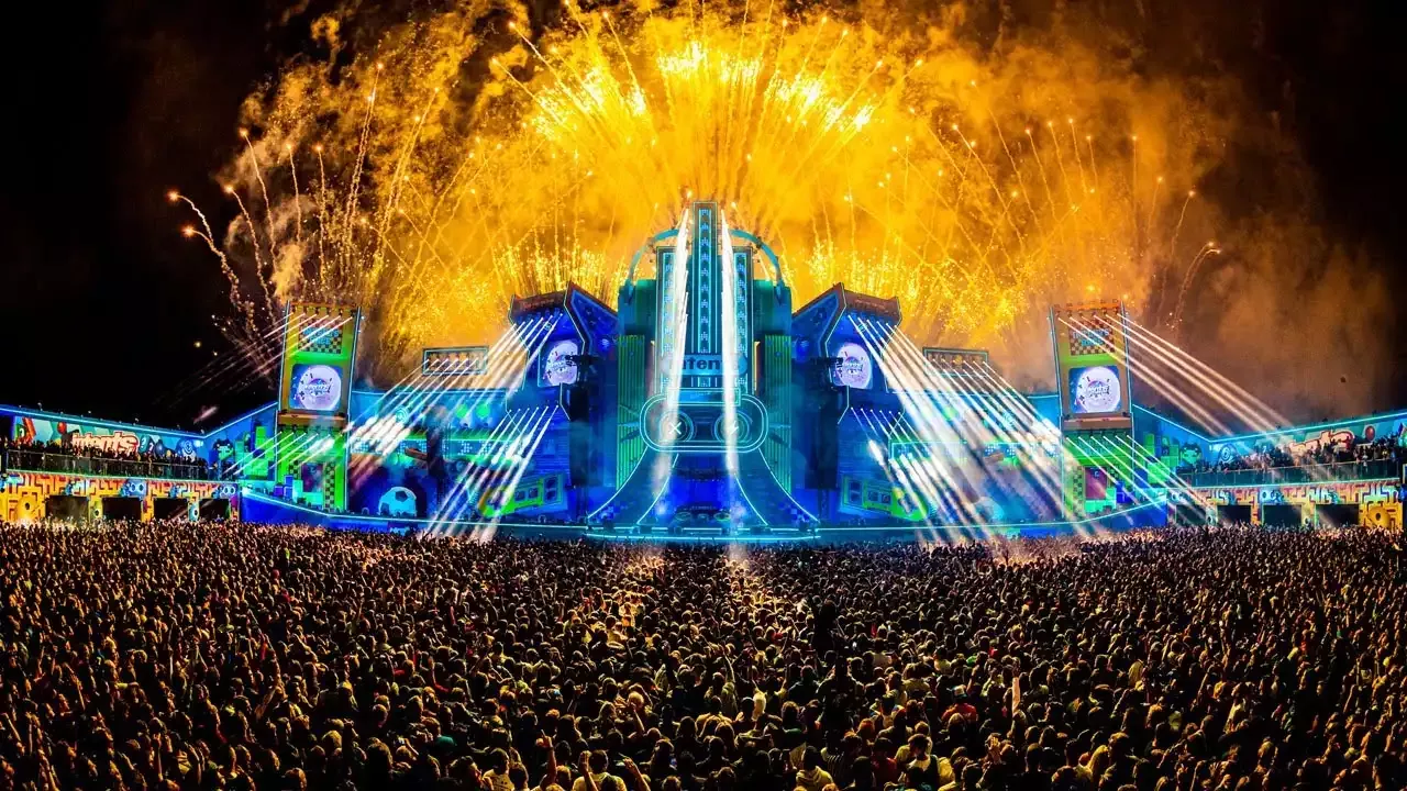 Tracing the Vibrant Saga of Music Festivals Through the Centuries